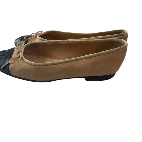 Chanel Beige Cap Toe Ballet Flats - Picture 4 of 6